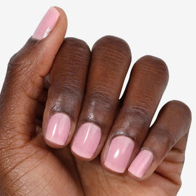 LONDONTOWN kur Perfecting Nail Veil Cherry Blossom Pink with floral background