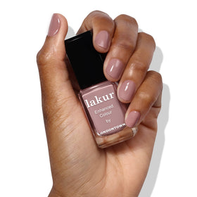 LONDONTOWN lakur Nail Polish Chai swatch on nail