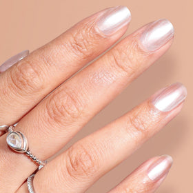 LONDONTOWN lakur Nail Polish Cold Foam swatch on nails