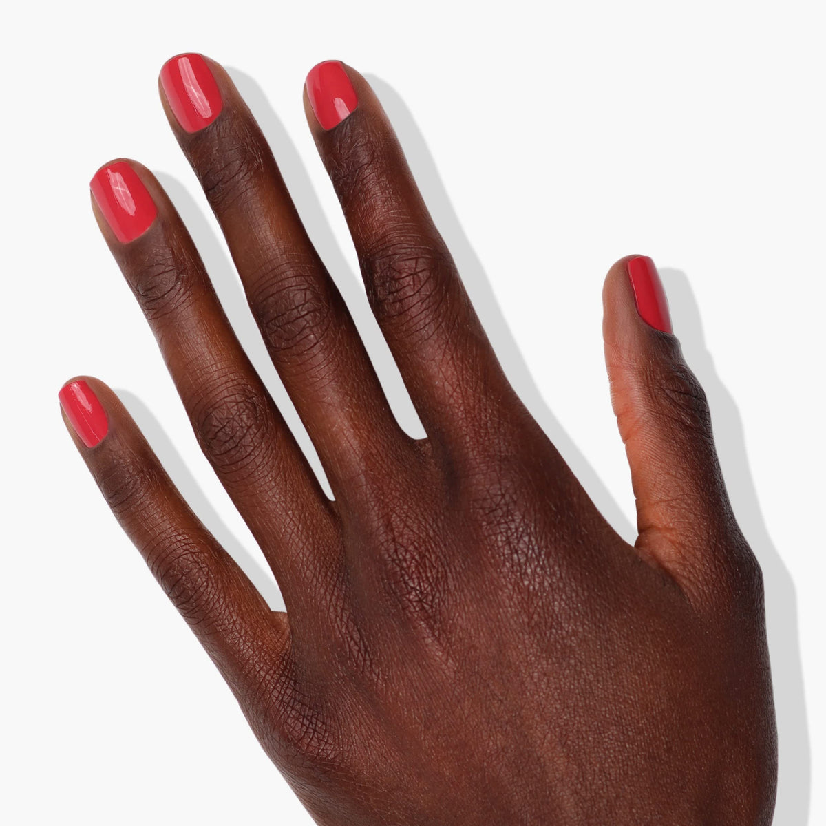 LONDONTOWN lakur Nail Polish Flushed Cheeks brush close-up