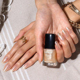 LONDONTOWN lakur Nail Polish Isla Bonita application on nails