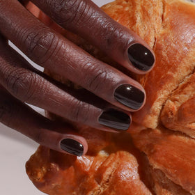 LONDONTOWN lakur Nail Polish Midnight Mocha in natural light