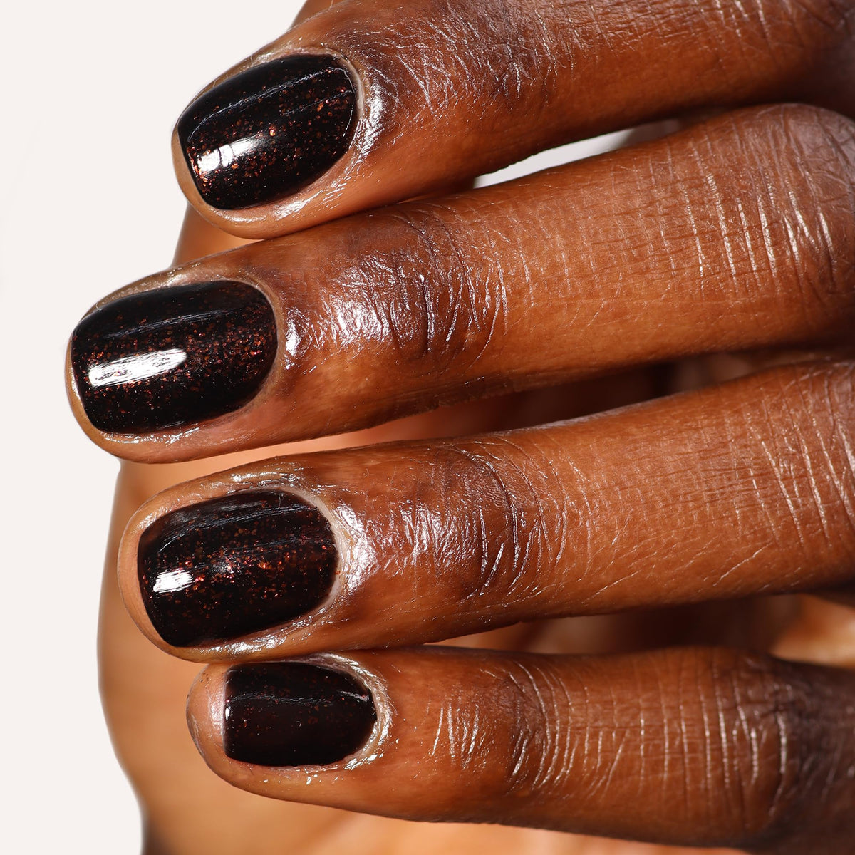 LONDONTOWN lakur Nail Polish packaging details