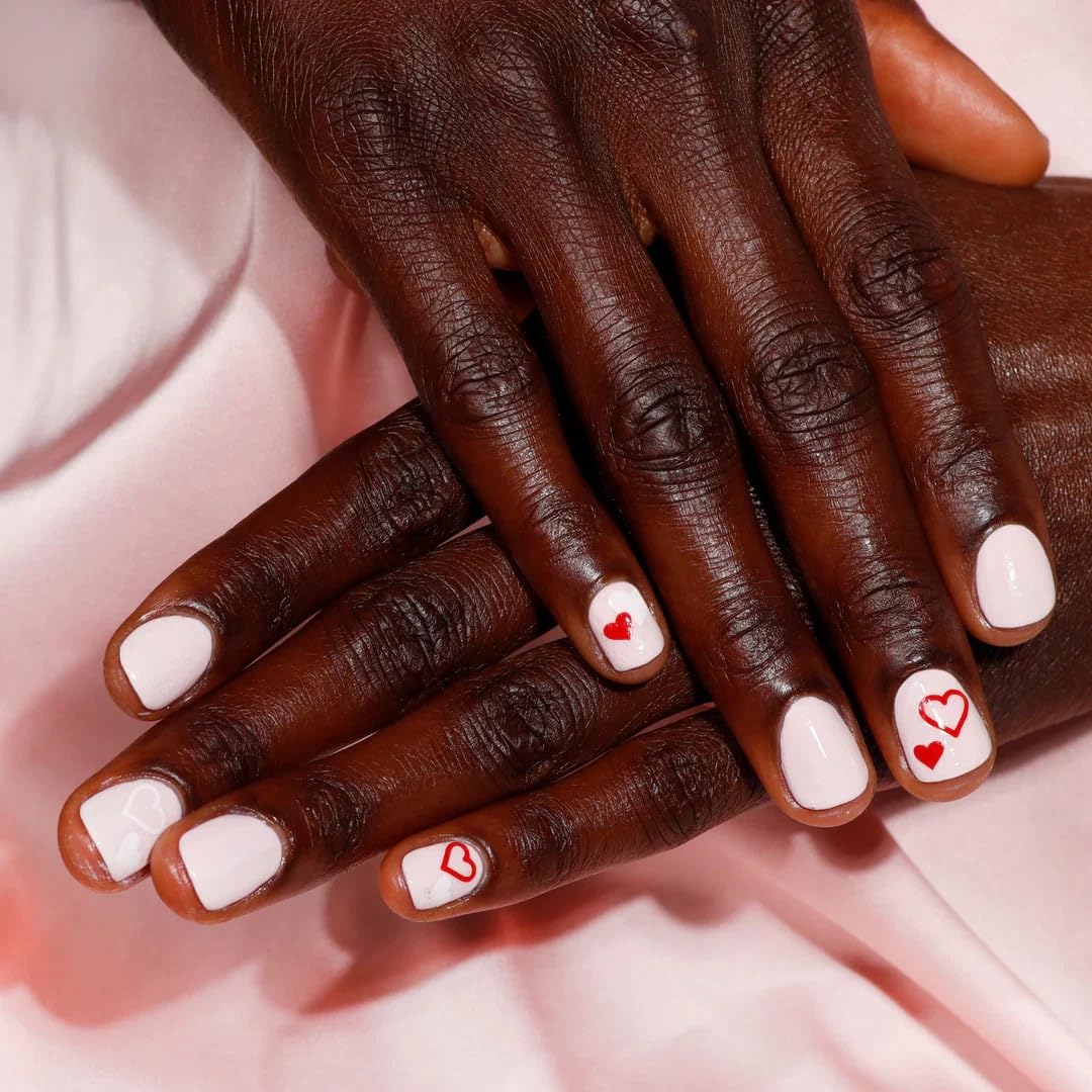 LONDONTOWN lakur Nail Polish packaging with ingredients