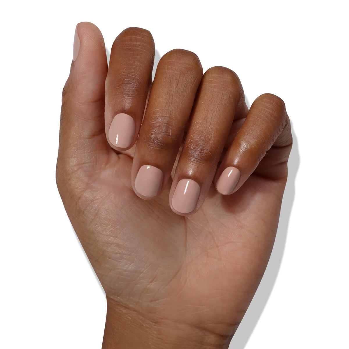 LONDONTOWN lakur Nail Polish Pampas Beige close-up of brush