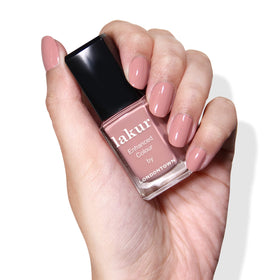 LONDONTOWN lakur Nail Polish Pink Sands pro-contour brush close-up