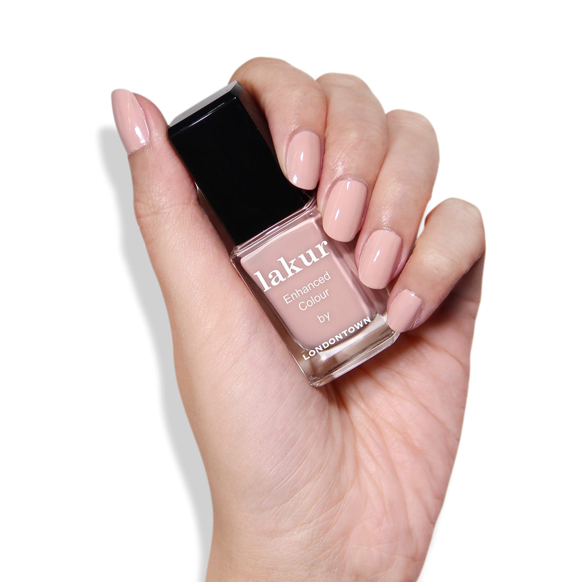 LONDONTOWN lakur Nail Polish Plie pro-contour brush close-up