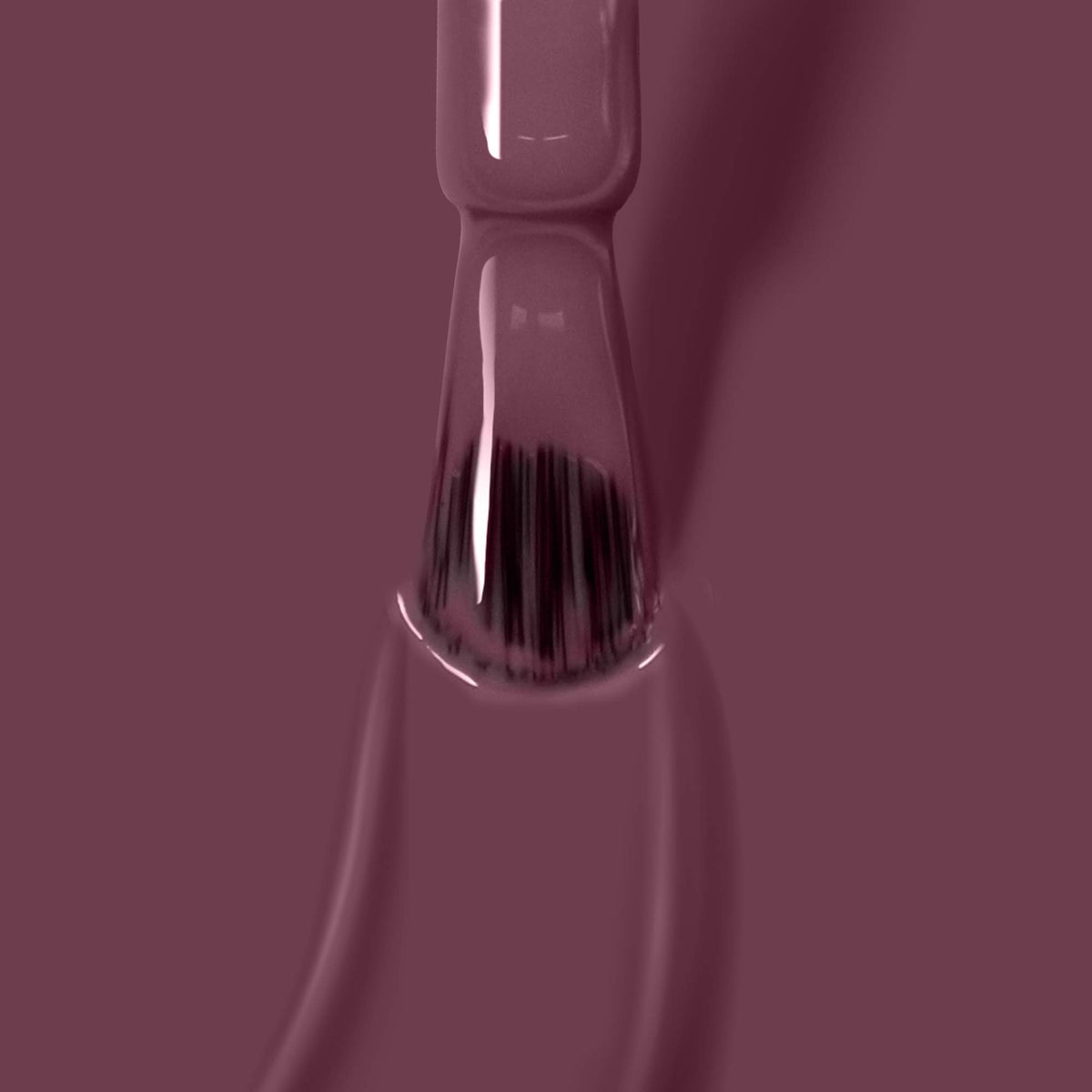 LONDONTOWN lakur Nail Polish pro-contour brush close-up