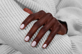 LONDONTOWN lakur Nail Polish Ski Bunny with pro-contour brush