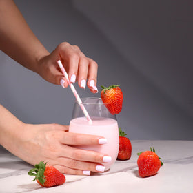 LONDONTOWN lakur Nail Polish Strawberry Milk packaging
