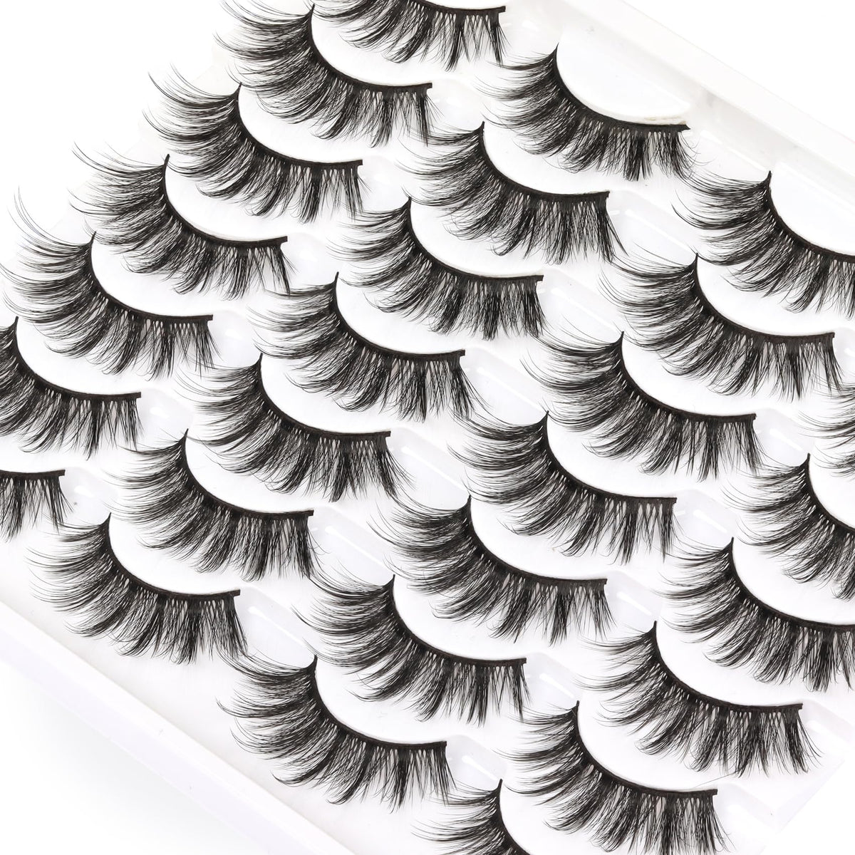 Losha Cat Eye Lashes close-up highlighting faux mink fiber