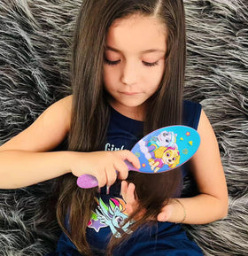 LUV HER Paw Patrol hair brush with rounded bristles close-up