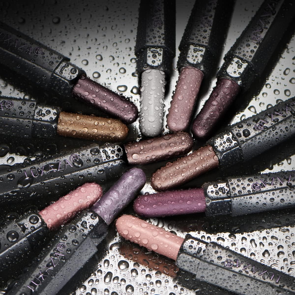 LUXAZA PRO eyeshadow stick with built-in blending brush