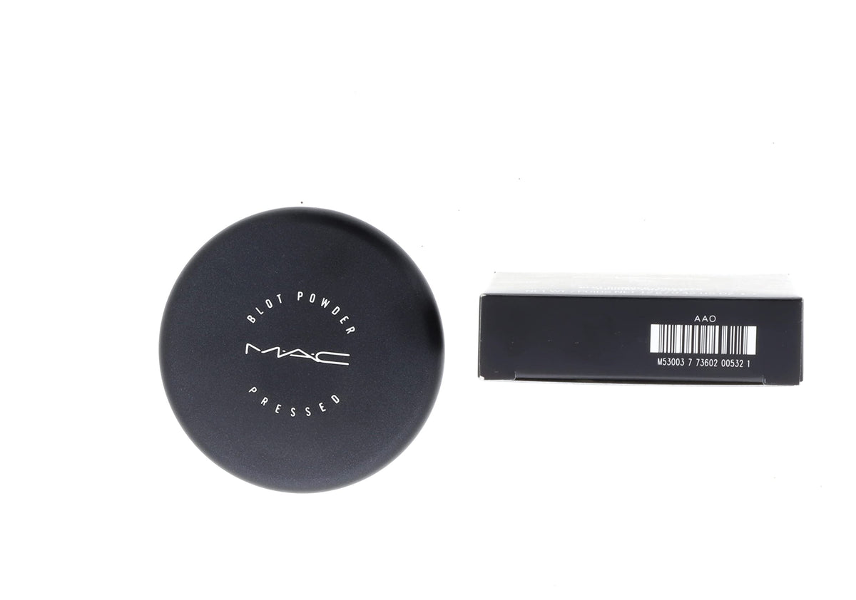 MAC Blot Powder Medium 11g applied on skin