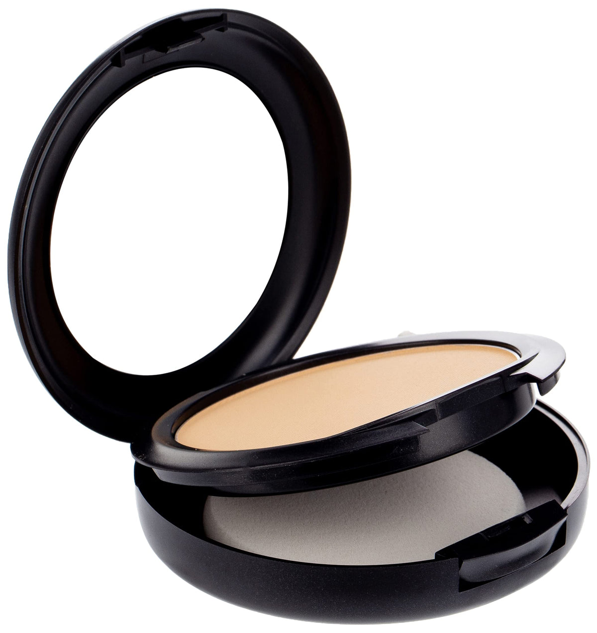 MAC Studio Fix Powder Plus Foundation NC30 packaging