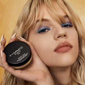 MAC Studio Fix Pro Set + Blur Loose Powder 82g packaging details