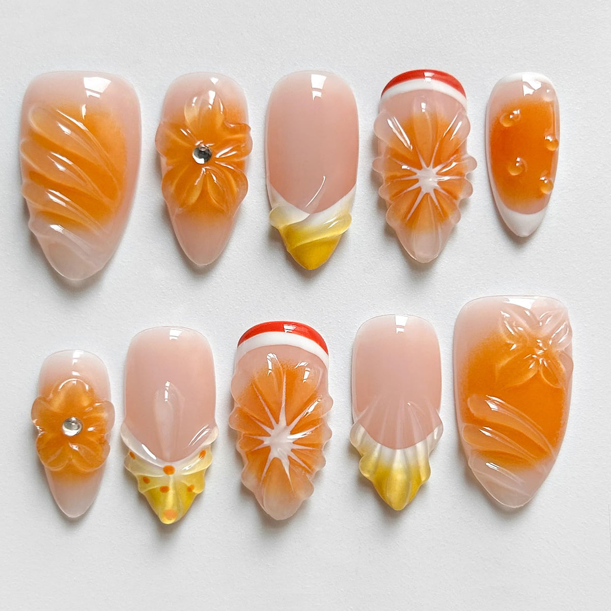 MAGLFELL Press on Nails showing unique floral pattern
