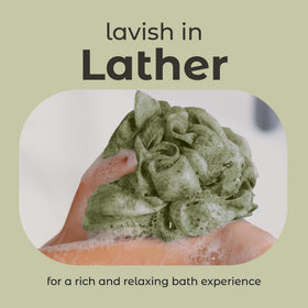 MainBasics loofah sponge set displayed in a bathroom setting