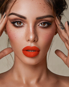 MAKI YIKA matte lipstick texture close-up