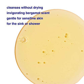 MALIN+GOETZ Bergamot Hand + Body Wash foaming gel in use