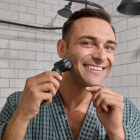 MANSCAPED The Chairman Plus being used for shaving