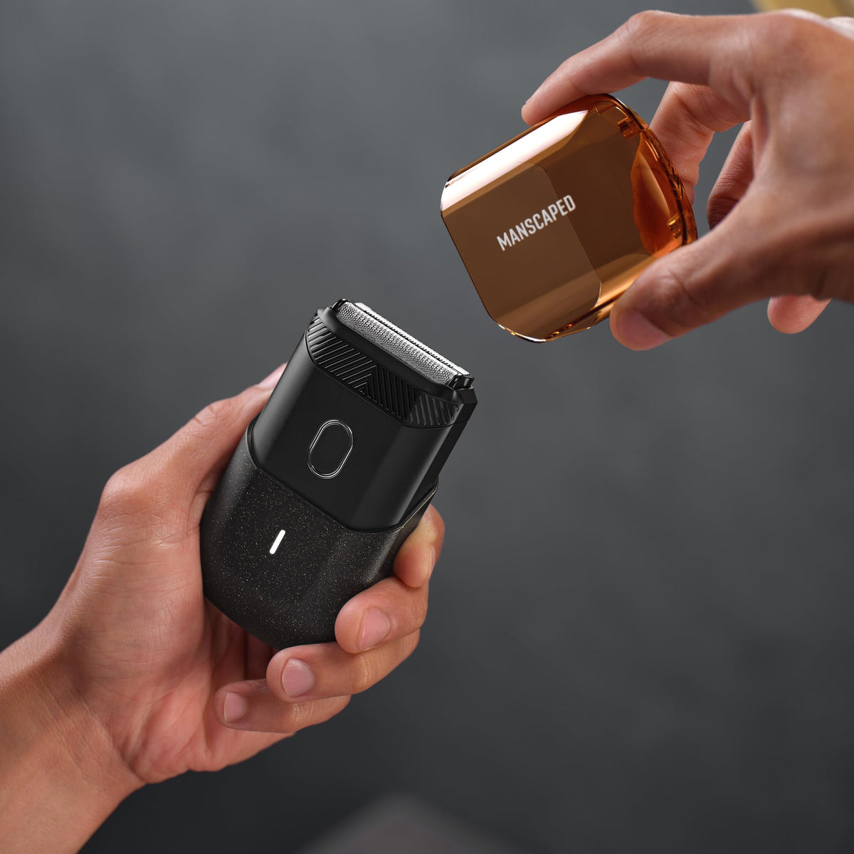 MANSCAPED The Handyman Compact Face Shaver in travel bag
