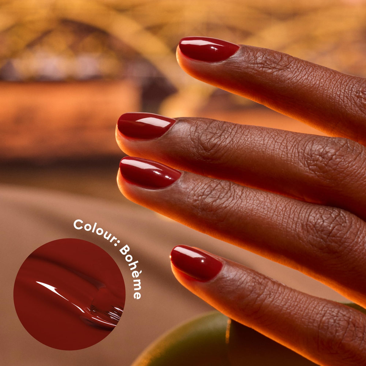Manucurist Green Bohème Brown Red Nail Polish brush close-up