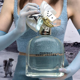 Marc Jacobs Perfect Eau de Toilette 3.3 fl oz bottle close-up