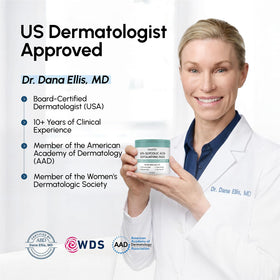 MAREE Glycolic Acid Pads in hand for application