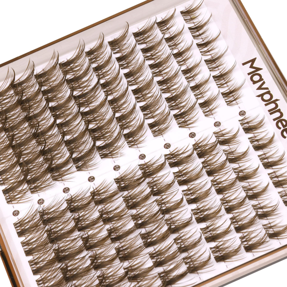 Mavphnee lash clusters in various lengths from 10mm to 16mm