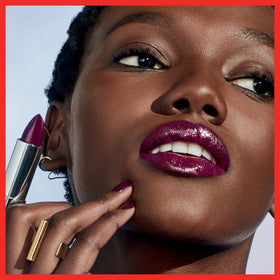 MAYBELLINE Color Sensational Lipstick Pink Pose applied on lips