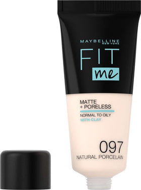 MAYBELLINE Fit Me Foundation 30ml in lifestyle setting