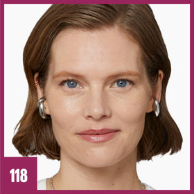 MAYBELLINE Instant Age Rewind Eraser Foundation applicator close-up