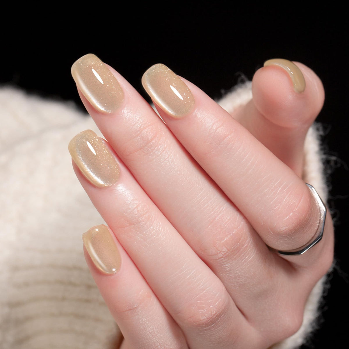 MAYCHAO Cat Eye Gel Nail Polish 15ML swatch on nail