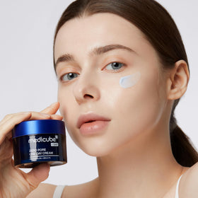 medicube Zero Pore One-Day Cream application on skin