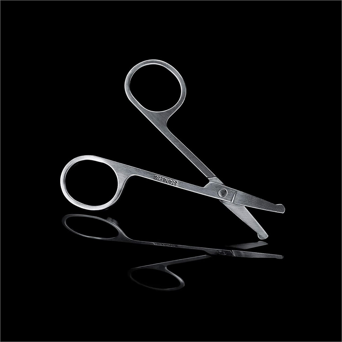 Medium grit nail file from MANSCAPED Shears 2.0 Nail Kit