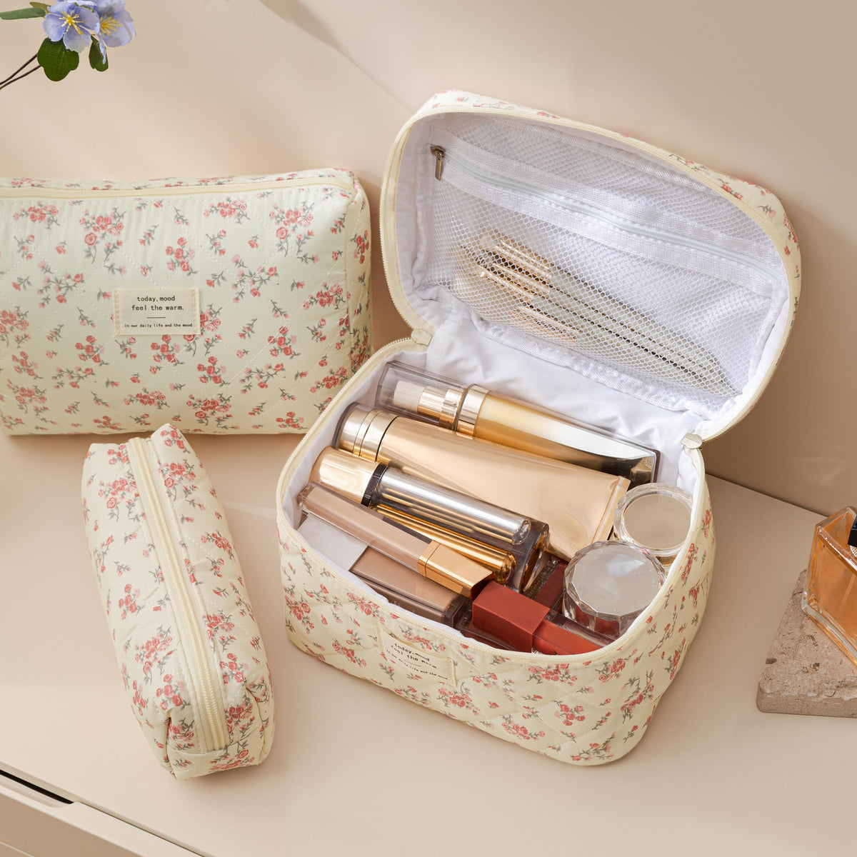 Medium HBselect Quilted Makeup Bag dimensions 10.4 x 3.5 x 7.1 inches