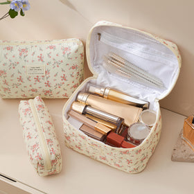 Medium HBselect Quilted Makeup Bag dimensions 10.4 x 3.5 x 7.1 inches