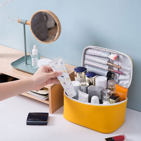 Meiyuuo Travel Makeup Bag with dual metal zippers