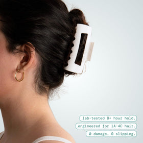 MELLO Medium Hair Clip in use on thick hair