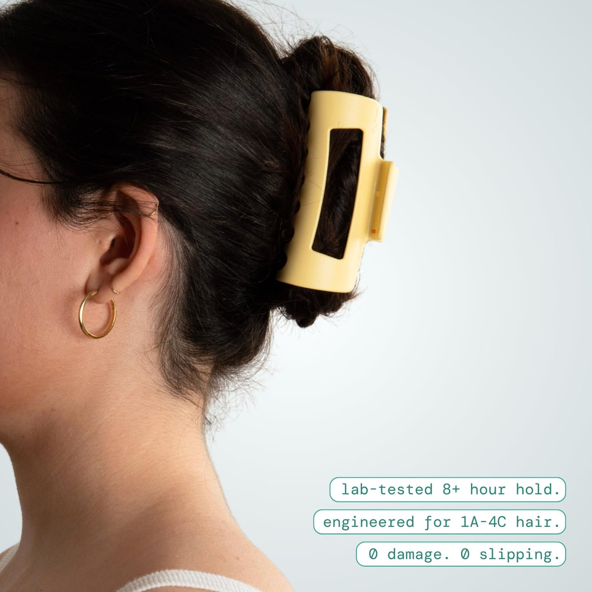 MELLO Medium Hair Clip on a woman's hair
