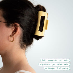 MELLO Medium Hair Clip on a woman's hair