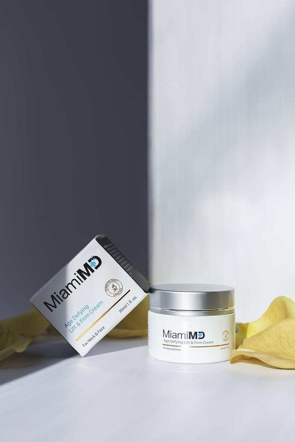 MiamiMD Age-Defying Lift & Firm Cream texture demonstration