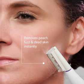 MICHAEL TODD Sonicsmooth Dermaplane Razor in use on skin