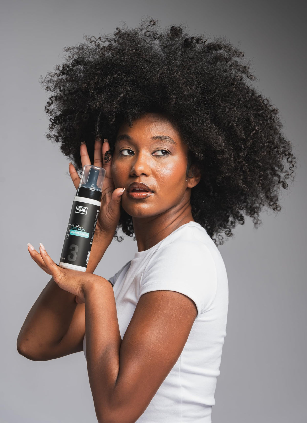 Miche Beauty Gel to Foam Mousse application on curls