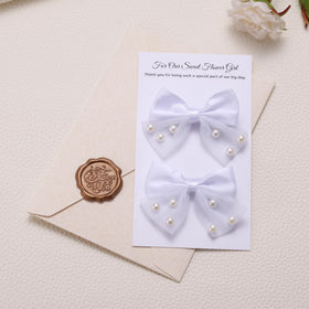 MIXJOY Flower Girl Pearl Hair Clip showing pearl embellishments