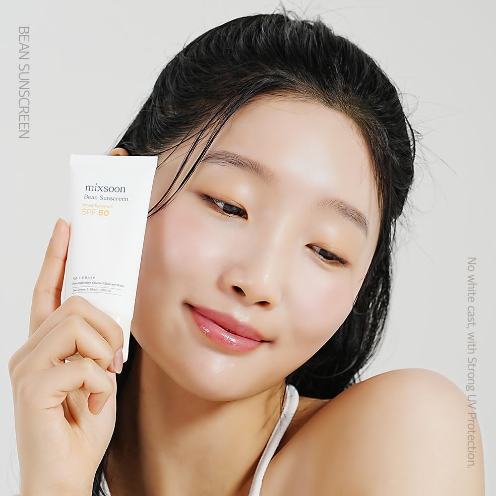 mixsoon Bean Sunscreen texture on hand