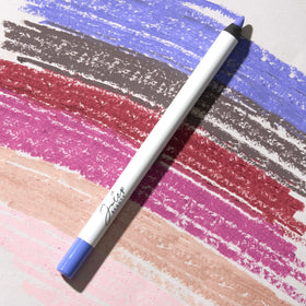 Model applying Julep All-Day Eyeliner Terracotta Matte