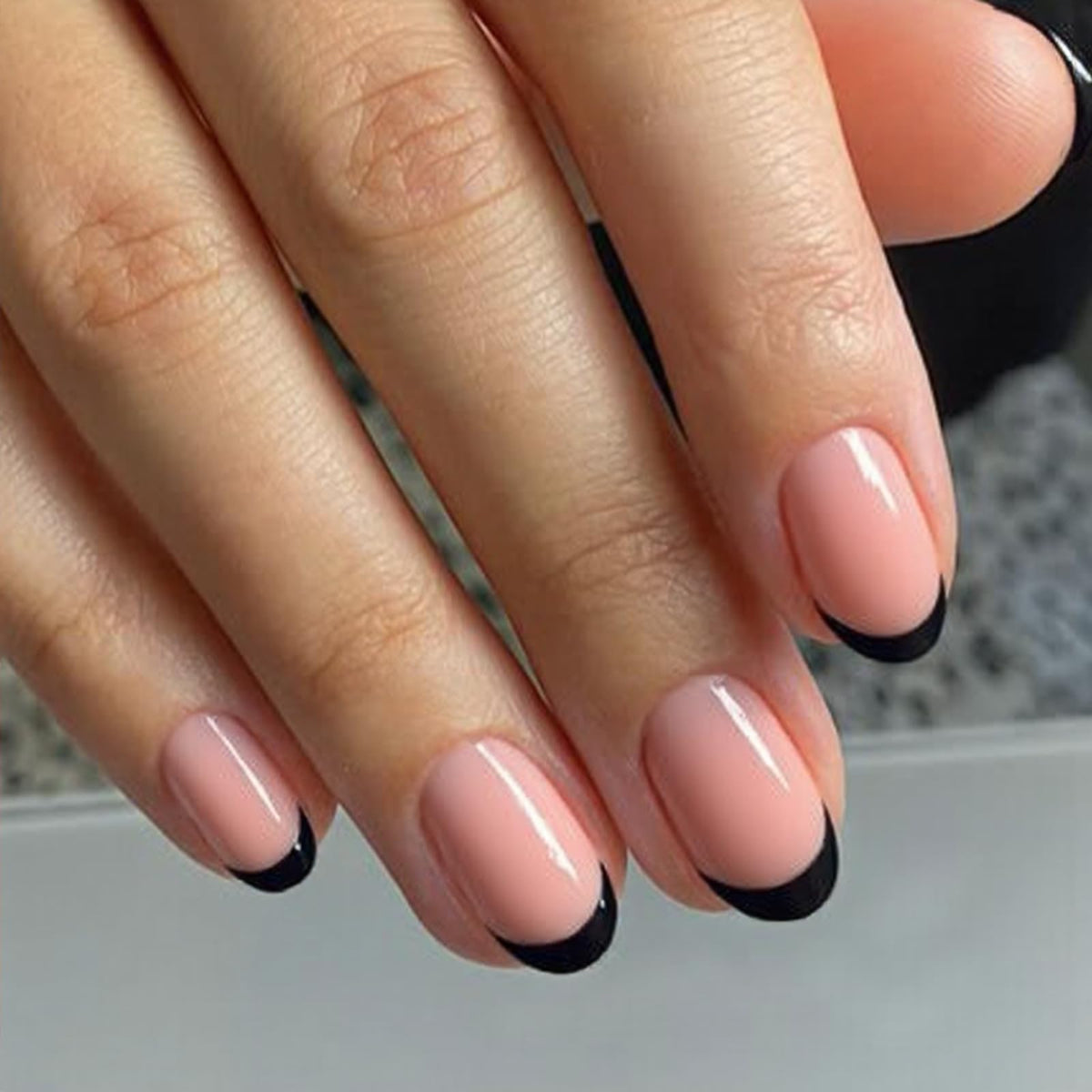 modelones Black French Tip Press On Nails set with 32 pieces