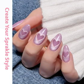 Modelones Cat Eye Magnet in use creating nail art